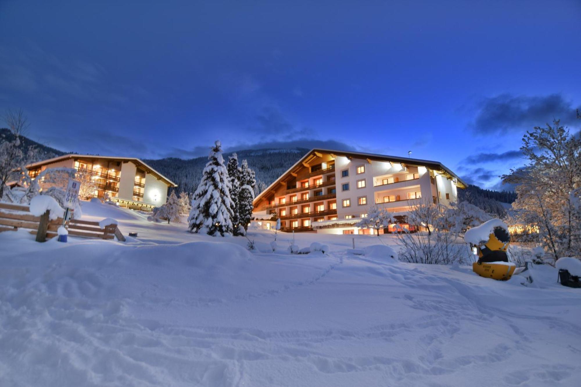 Hotel Nockresort Бад Кляйнкирххайм Экстерьер фото