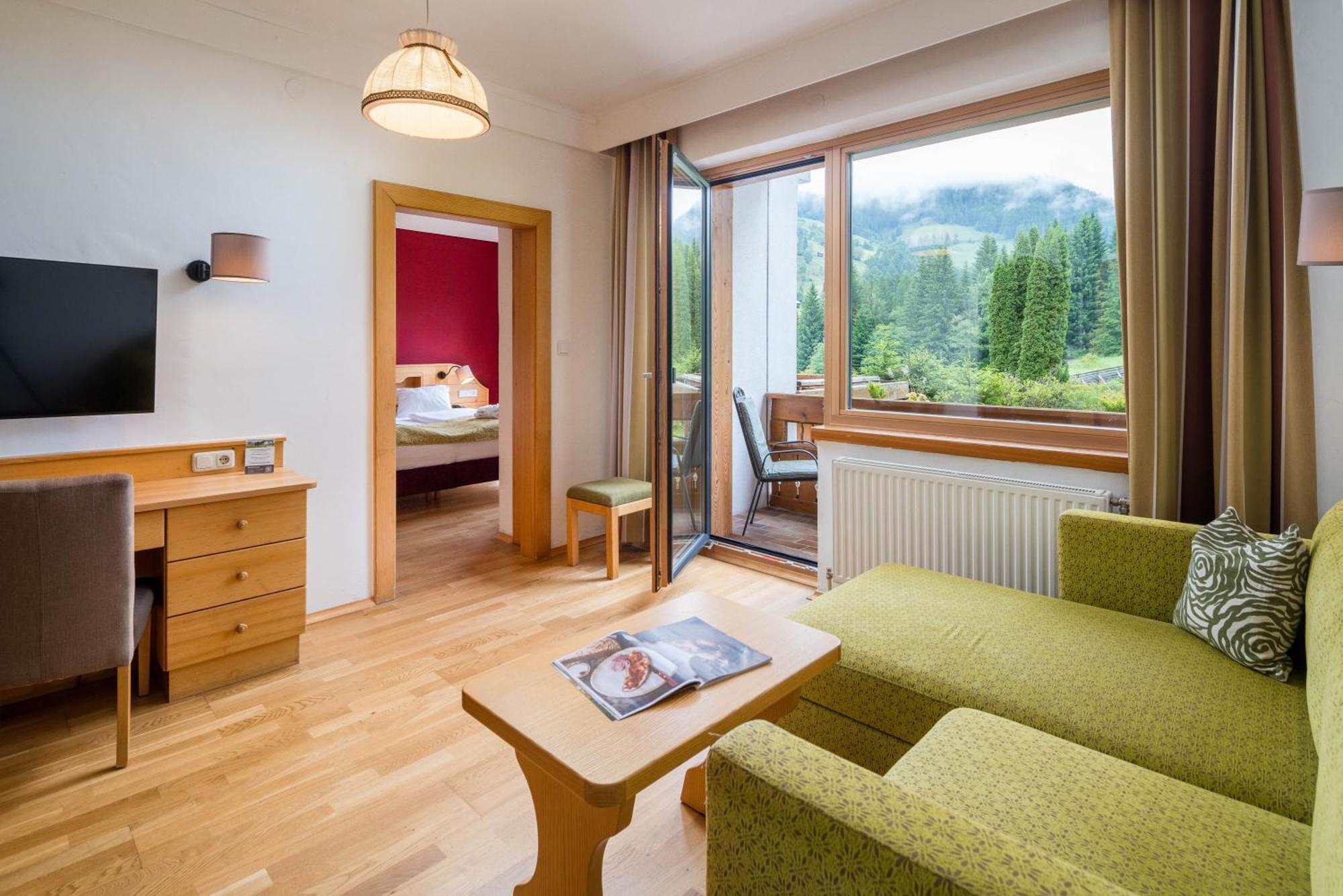 Hotel Nockresort Бад Кляйнкирххайм Экстерьер фото