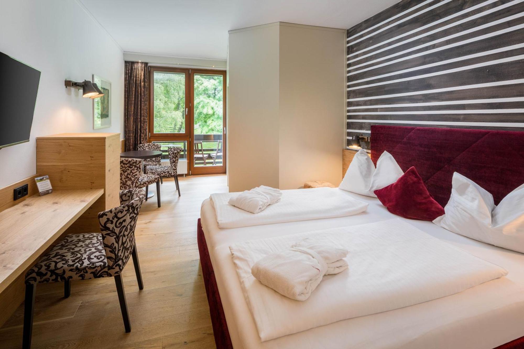 Hotel Nockresort Бад Кляйнкирххайм Экстерьер фото