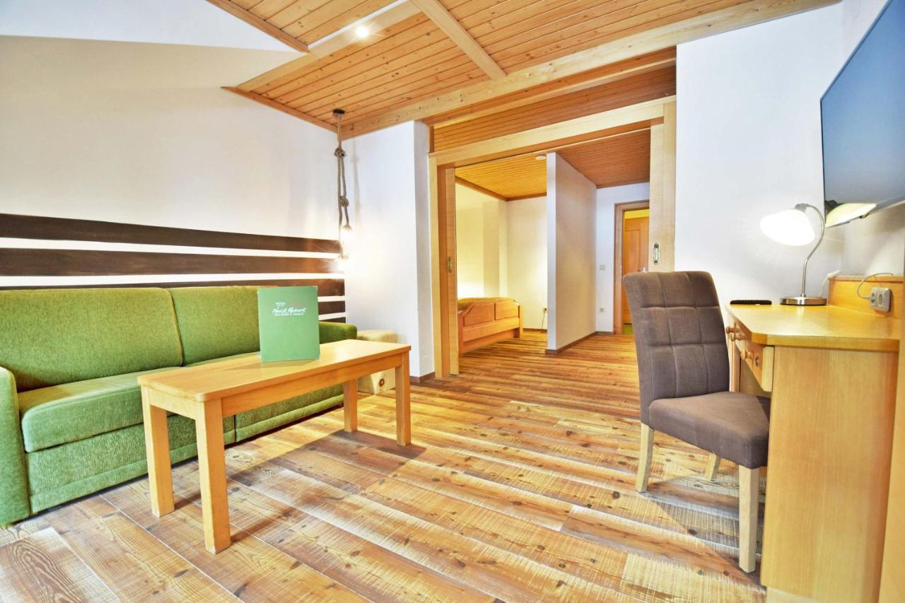 Hotel Nockresort Бад Кляйнкирххайм Экстерьер фото
